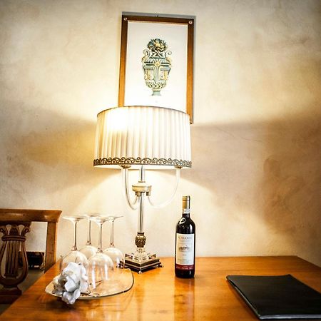 B&B Palazzo Al Torrione ซานจีมิญญาโน ภายนอก รูปภาพ