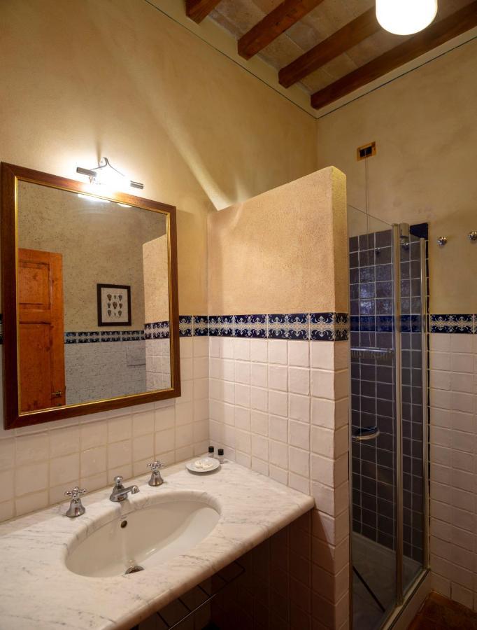 B&B Palazzo Al Torrione ซานจีมิญญาโน ภายนอก รูปภาพ