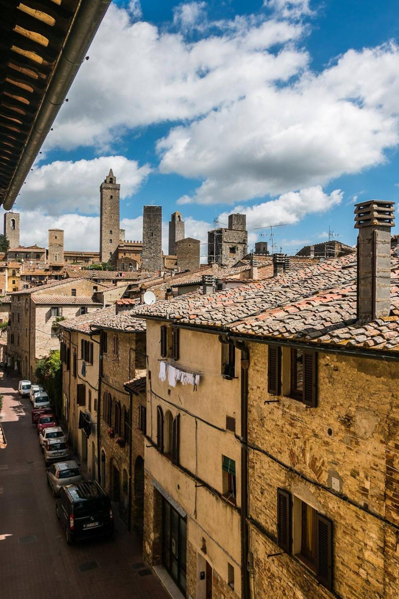 B&B Palazzo Al Torrione ซานจีมิญญาโน ภายนอก รูปภาพ