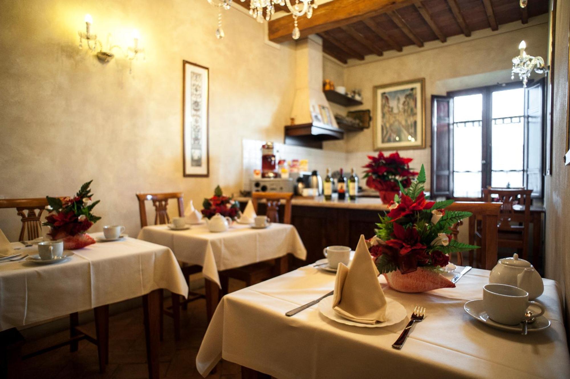 B&B Palazzo Al Torrione ซานจีมิญญาโน ภายนอก รูปภาพ