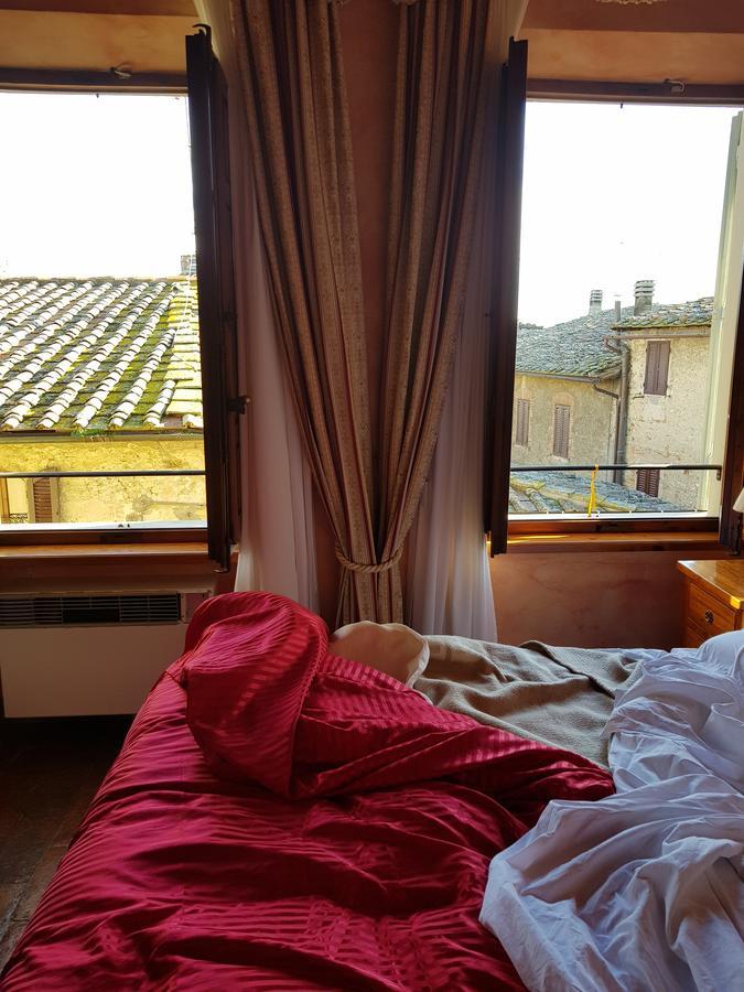 B&B Palazzo Al Torrione ซานจีมิญญาโน ภายนอก รูปภาพ